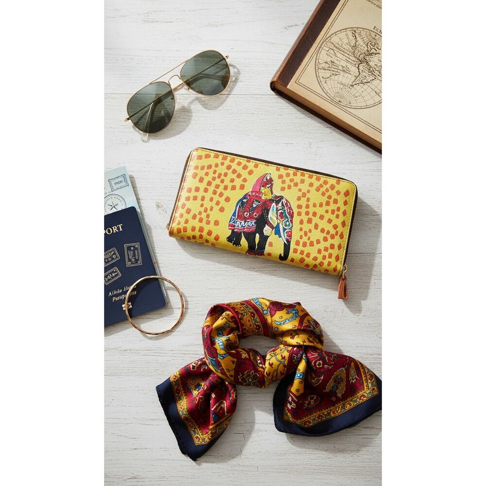 Sharif 1827 Hand Painted Elephant Leather Zip Around Wallet Artistic Expressions